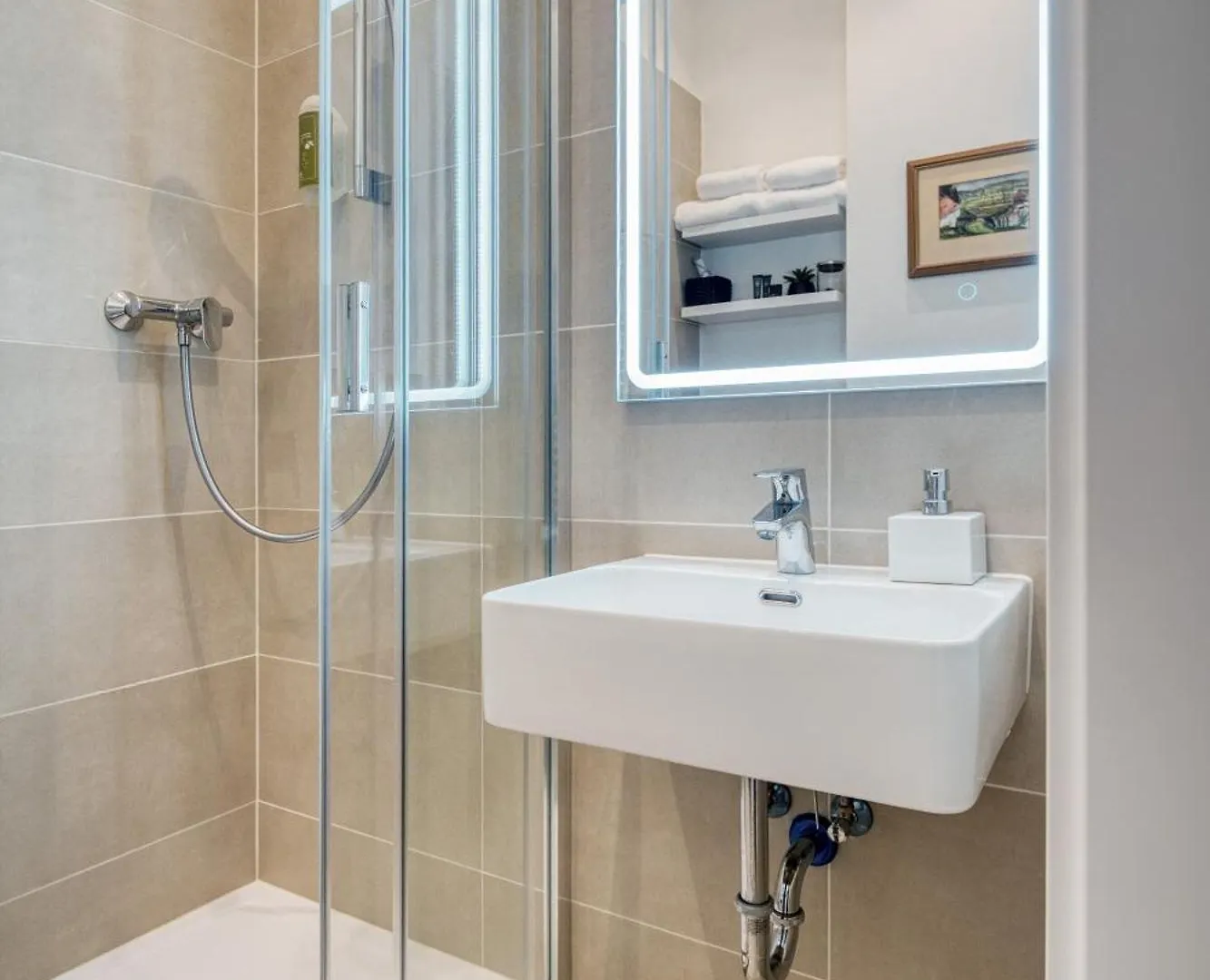 J3 Prague Apartments