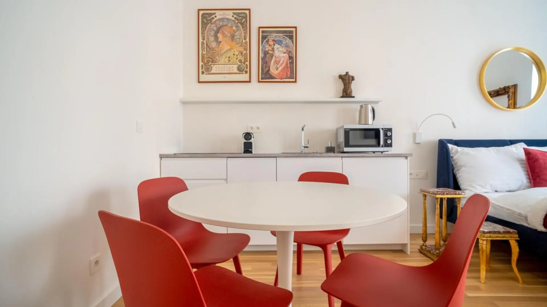 J3 Prague Apartments República Checa