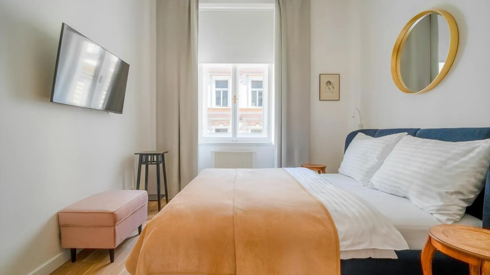 J3 Prague Apartments República Checa