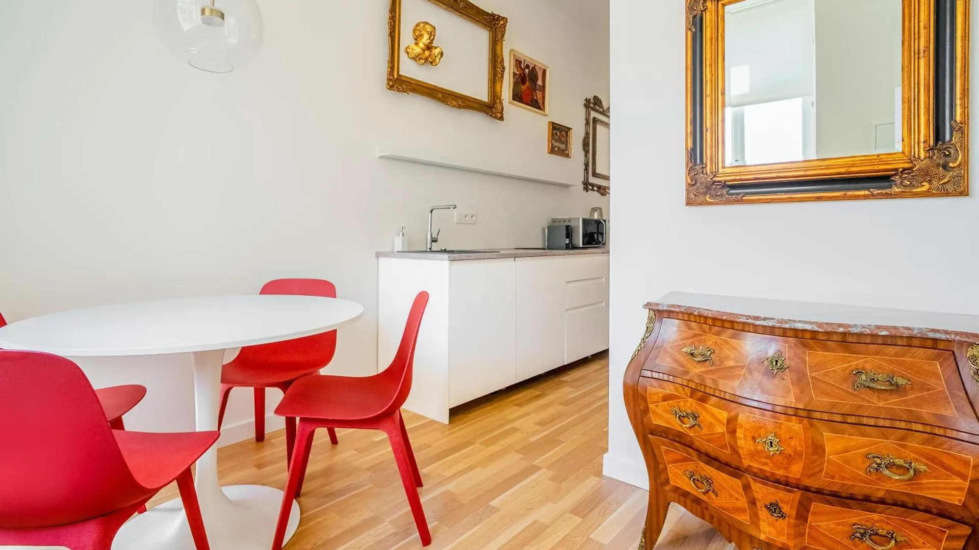 J3 Prague Apartments